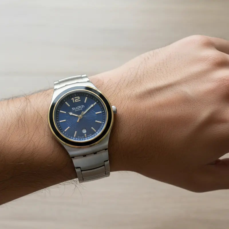 Swatch Modern Classic BLUE GOLD – Acier